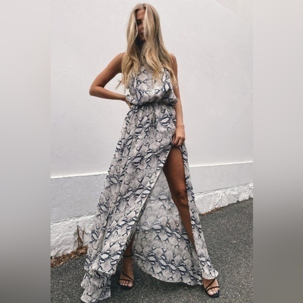 SNDYS Tahyna Animal Reptile Print Halter Maxi Dress - Picture 7 of 8
